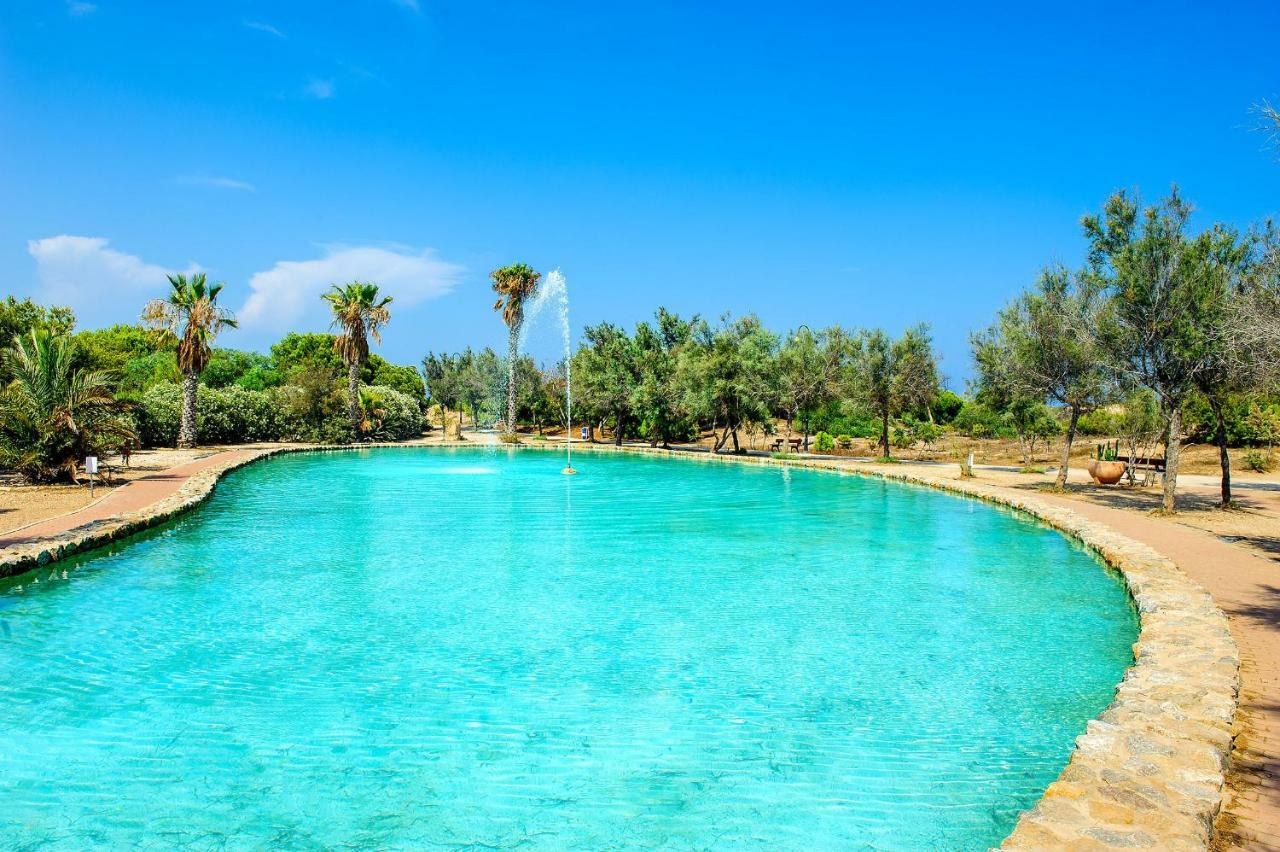 Luxury Pinada Beach 拉马他 外观 照片